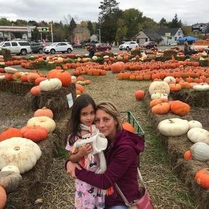 Meet your Posher, Shelly